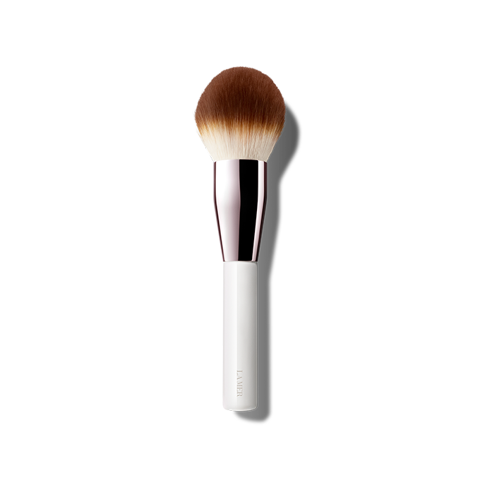 The Powder Brush Creme De La Mer
